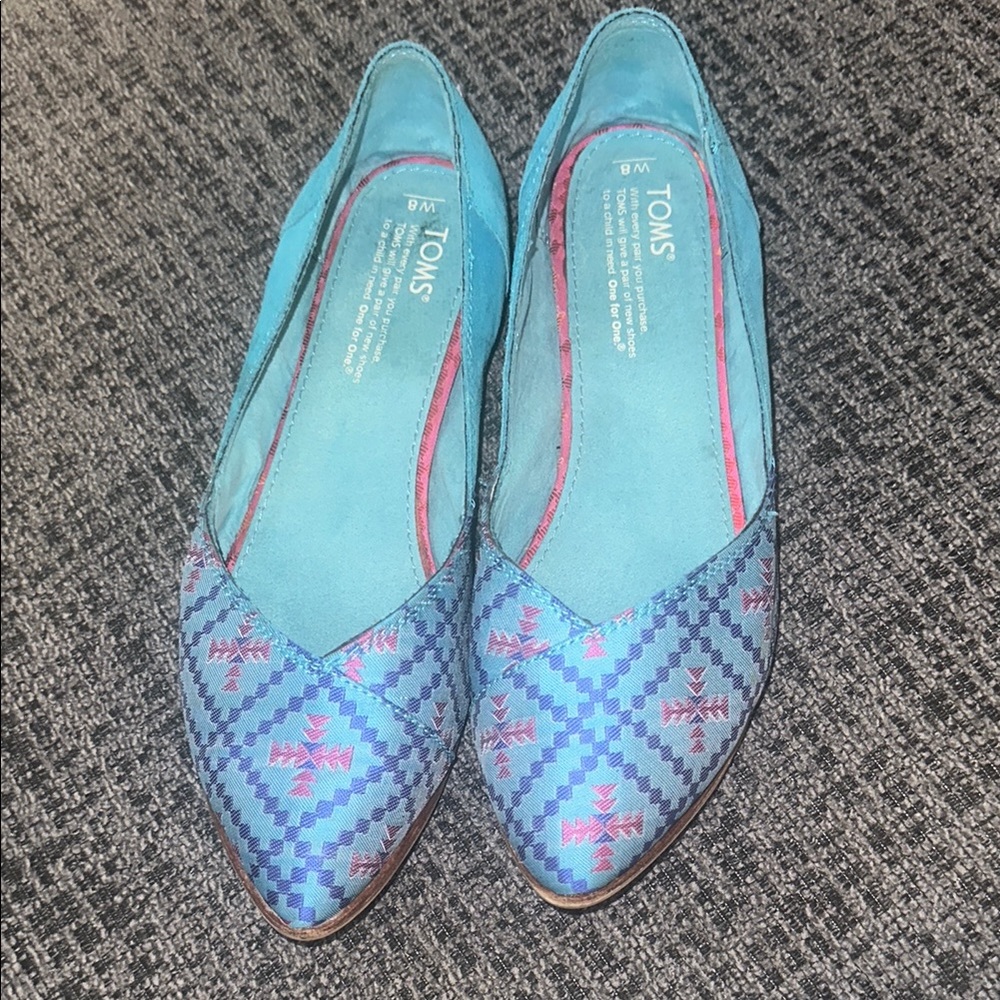 TOMS Turquoise and Pink Patterned Jutti Flats